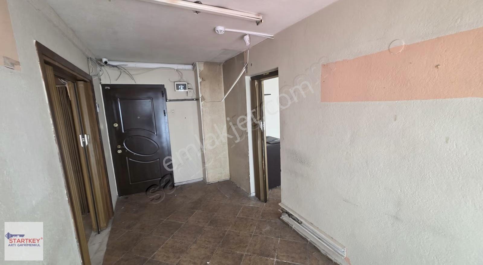 Karşıyaka Çarşı, İşbank (eshot) Sokağı, 2. Kat, Satılık Ofisler - Görsel 29
