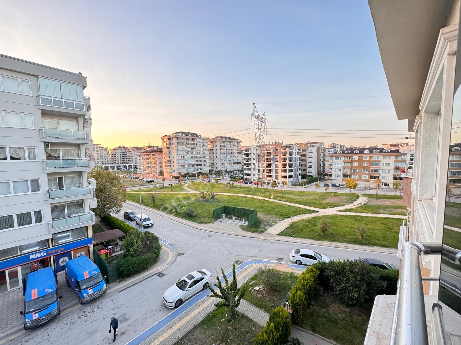 Rw Land Gayrimenkul Özlüce Altınova Site 3+1 230m2 Teras Dubleks - Görsel 20