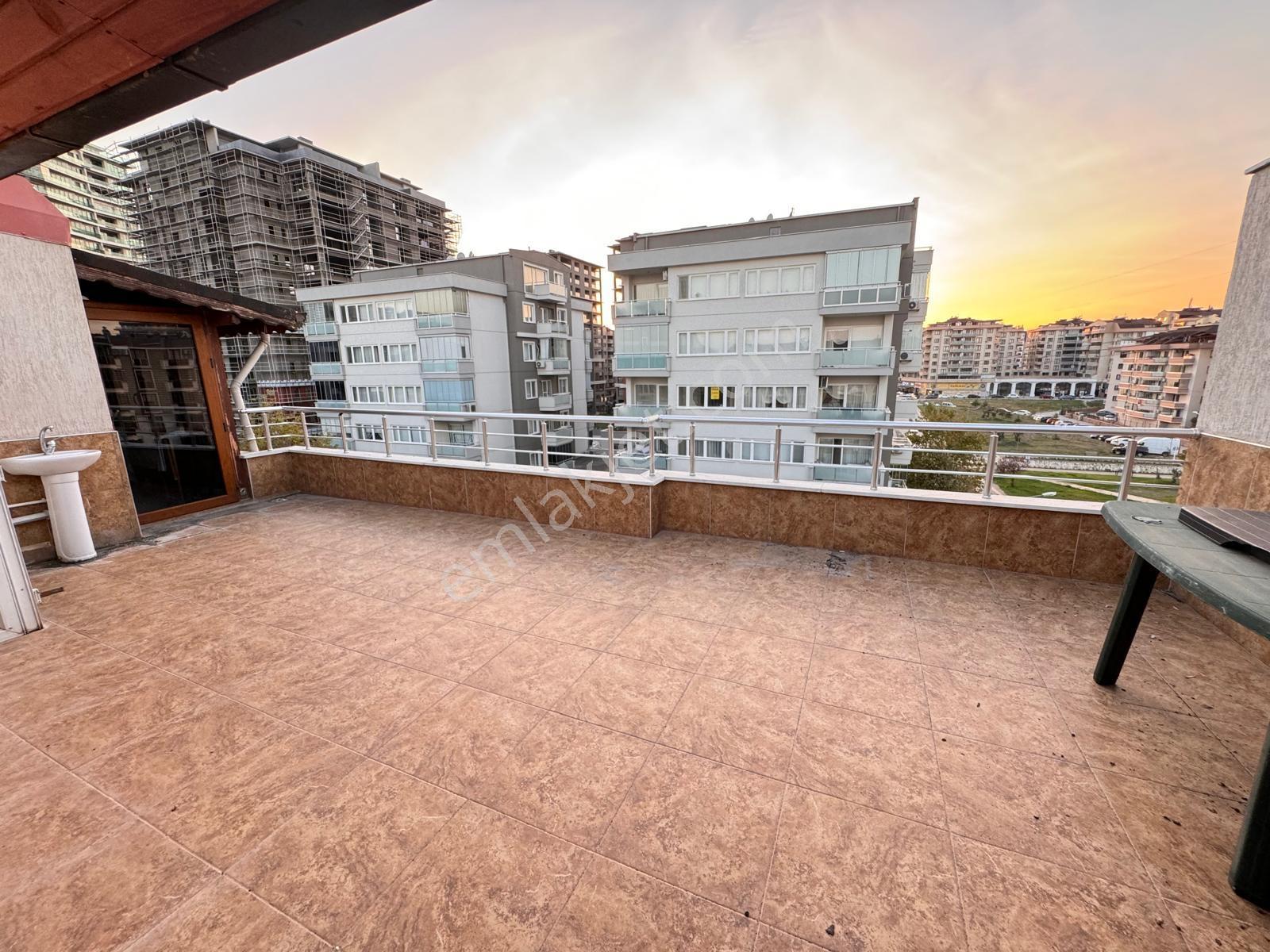 Rw Land Gayrimenkul Özlüce Altınova Site 3+1 230m2 Teras Dubleks - Görsel 35