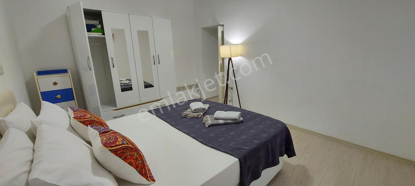 Merkezde Sahile Ve İşletmelere Yakın Bahçe Katı 1+1 Eşyalı Daire - Görsel 6