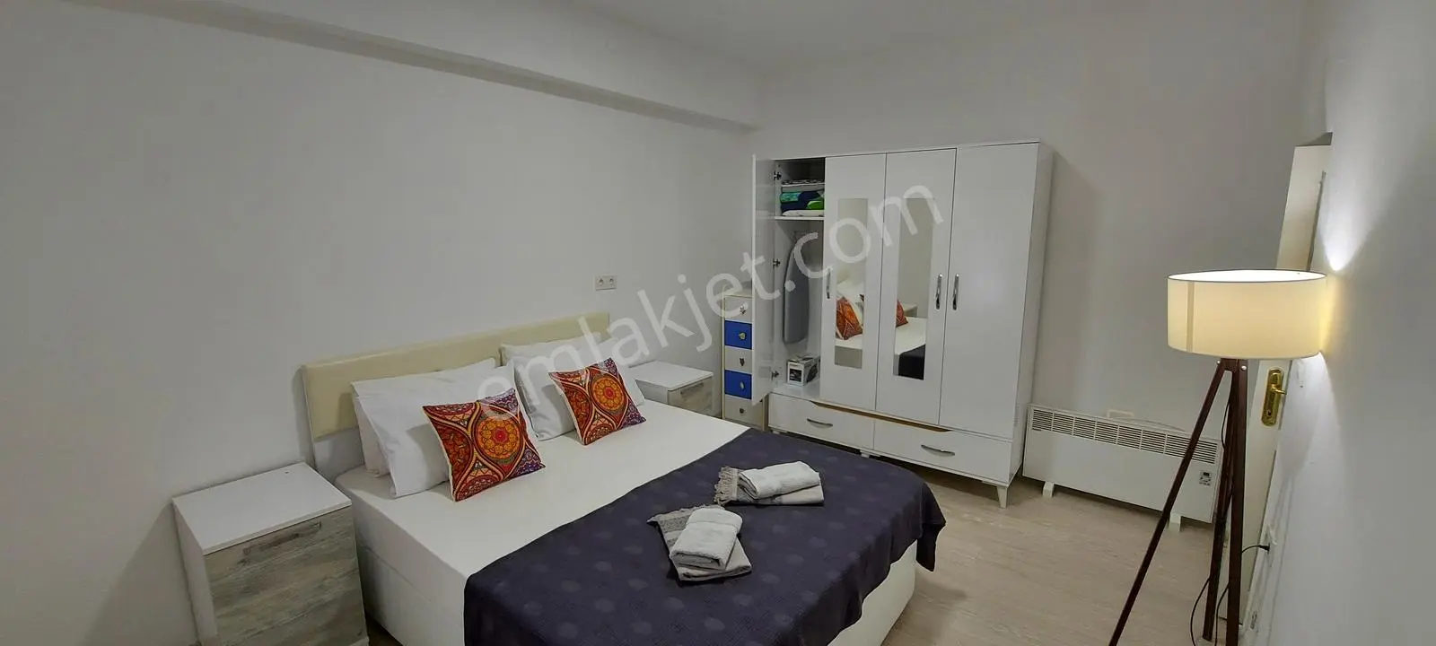 Merkezde Sahile Ve İşletmelere Yakın Bahçe Katı 1+1 Eşyalı Daire - Görsel 4