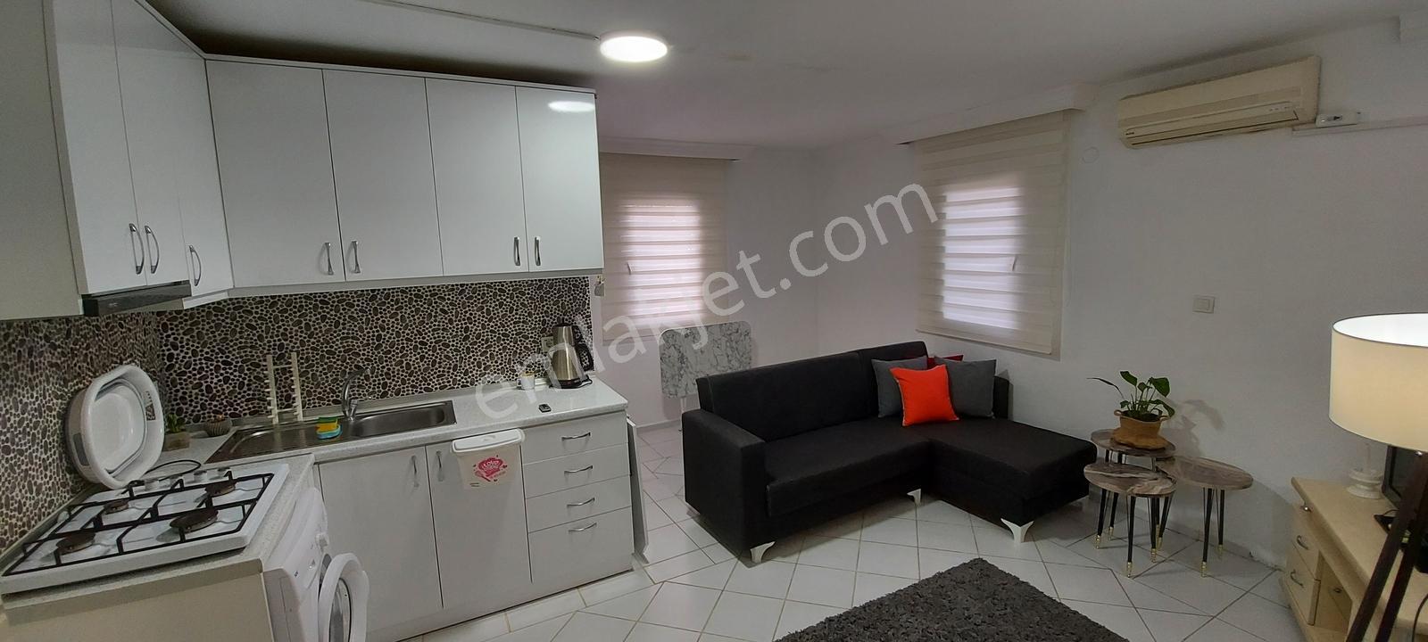 Merkezde Sahile Ve İşletmelere Yakın Bahçe Katı 1+1 Eşyalı Daire - Görsel 8
