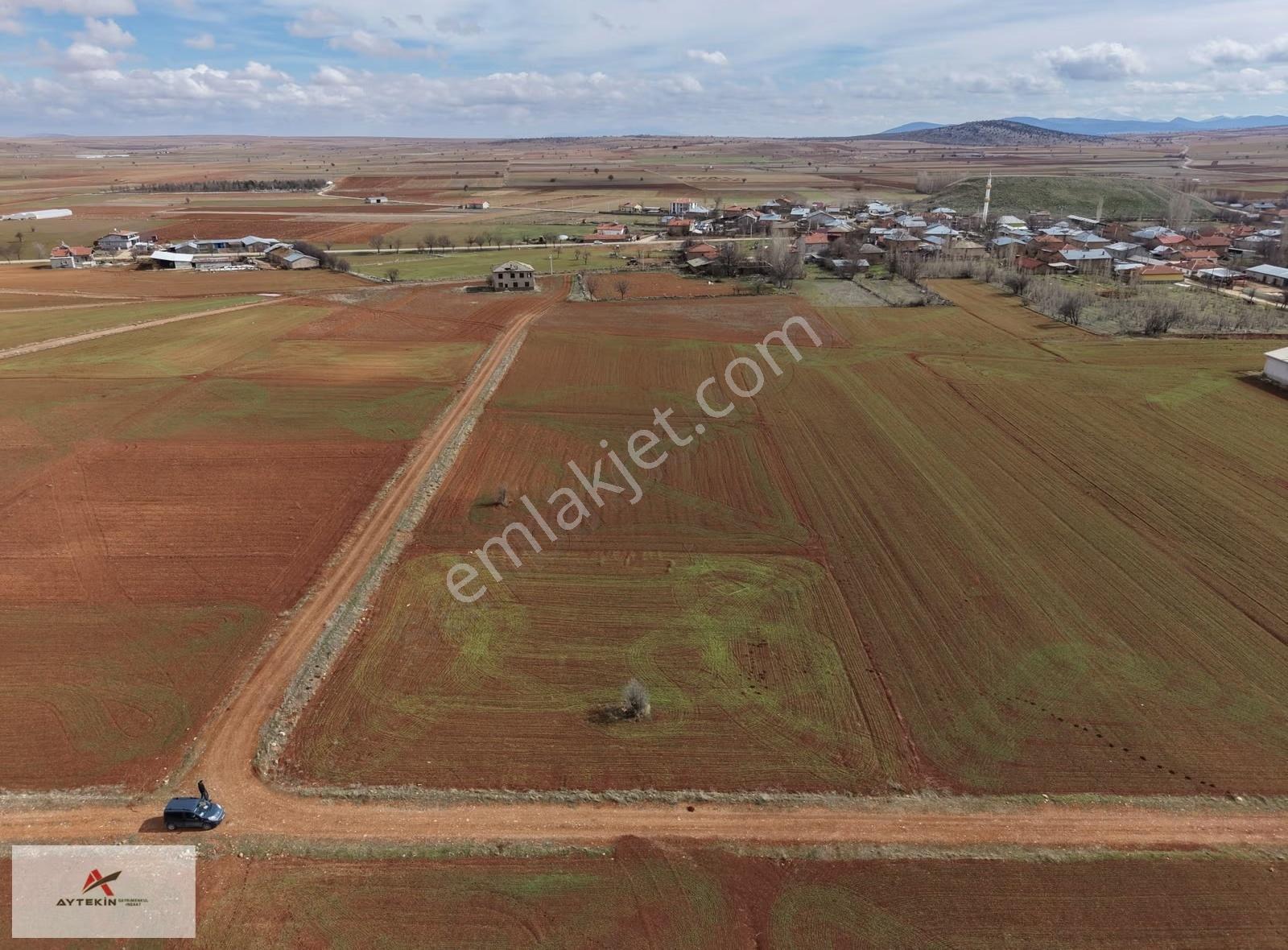 Konya / Akören / Karahüyük Mahallesinde 1.951 M² Müstakil Tapulu - Görsel 2