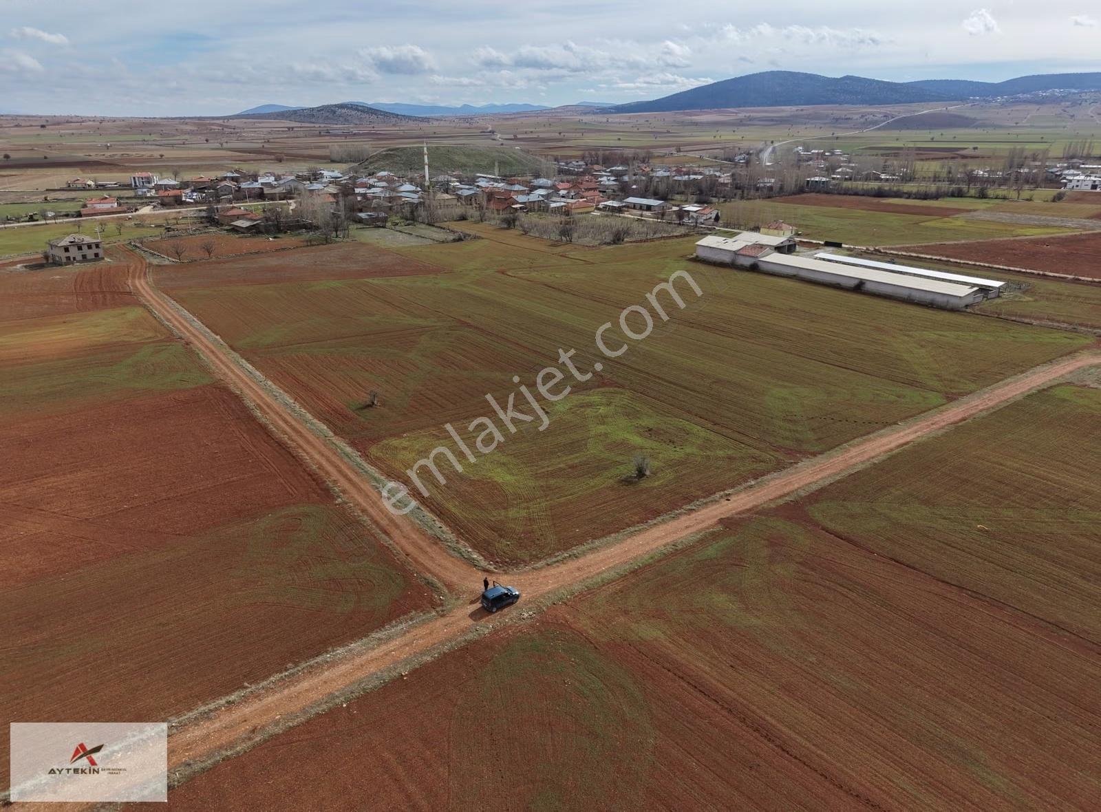 Konya / Akören / Karahüyük Mahallesinde 1.951 M² Müstakil Tapulu - Görsel 4
