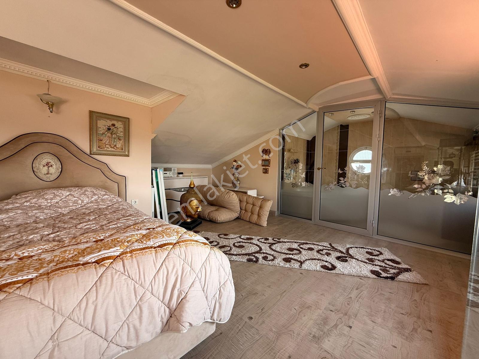 Kuşadası Deniz Manzaralı Tam Müstakil 4+1 Satılık Villa! - Görsel 14