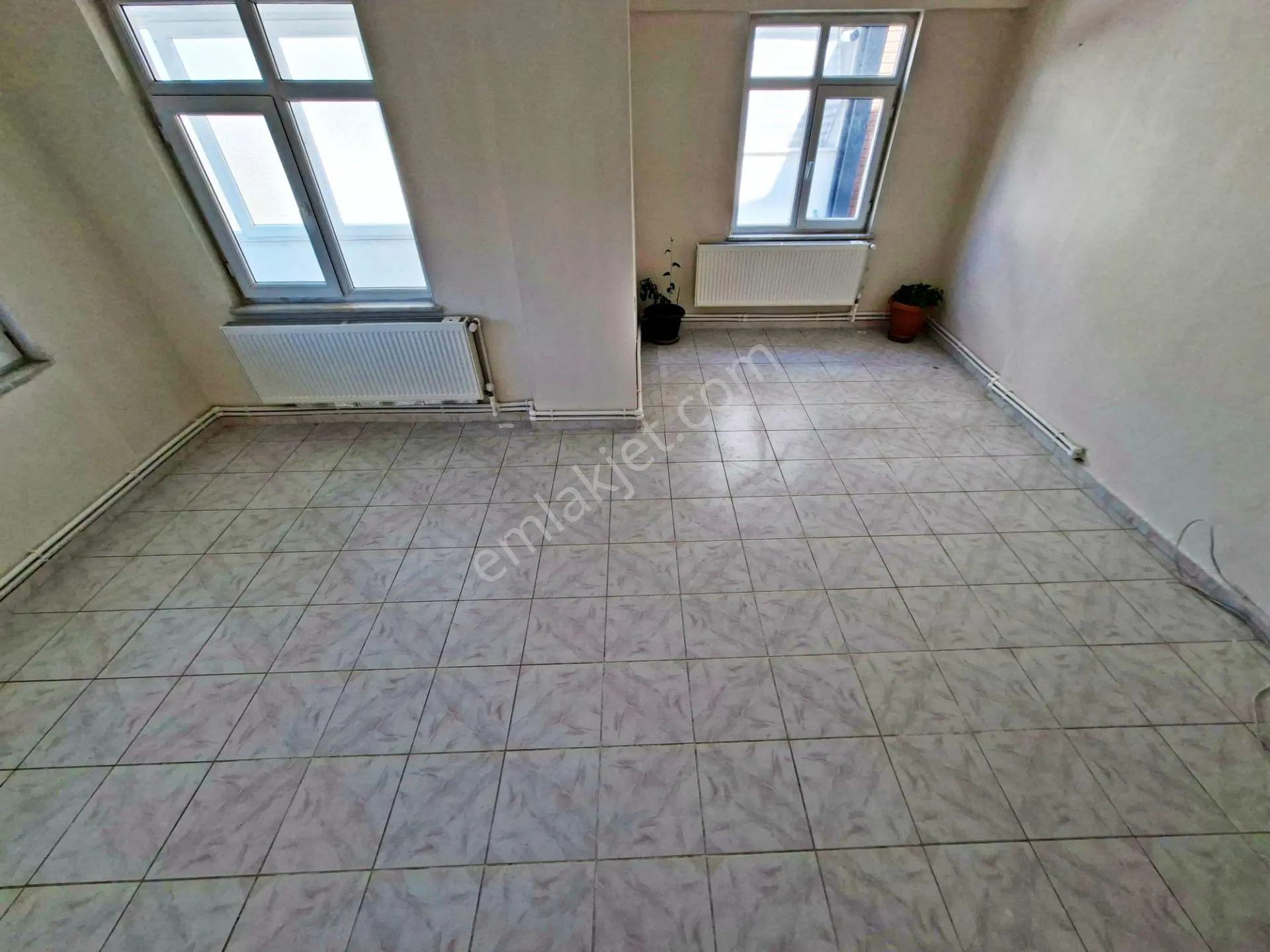 🛑🛑aktiften Altınkumda Ön Cephe Ayrı Mutak Arakat Kiralık 2+1daire - Görsel 5