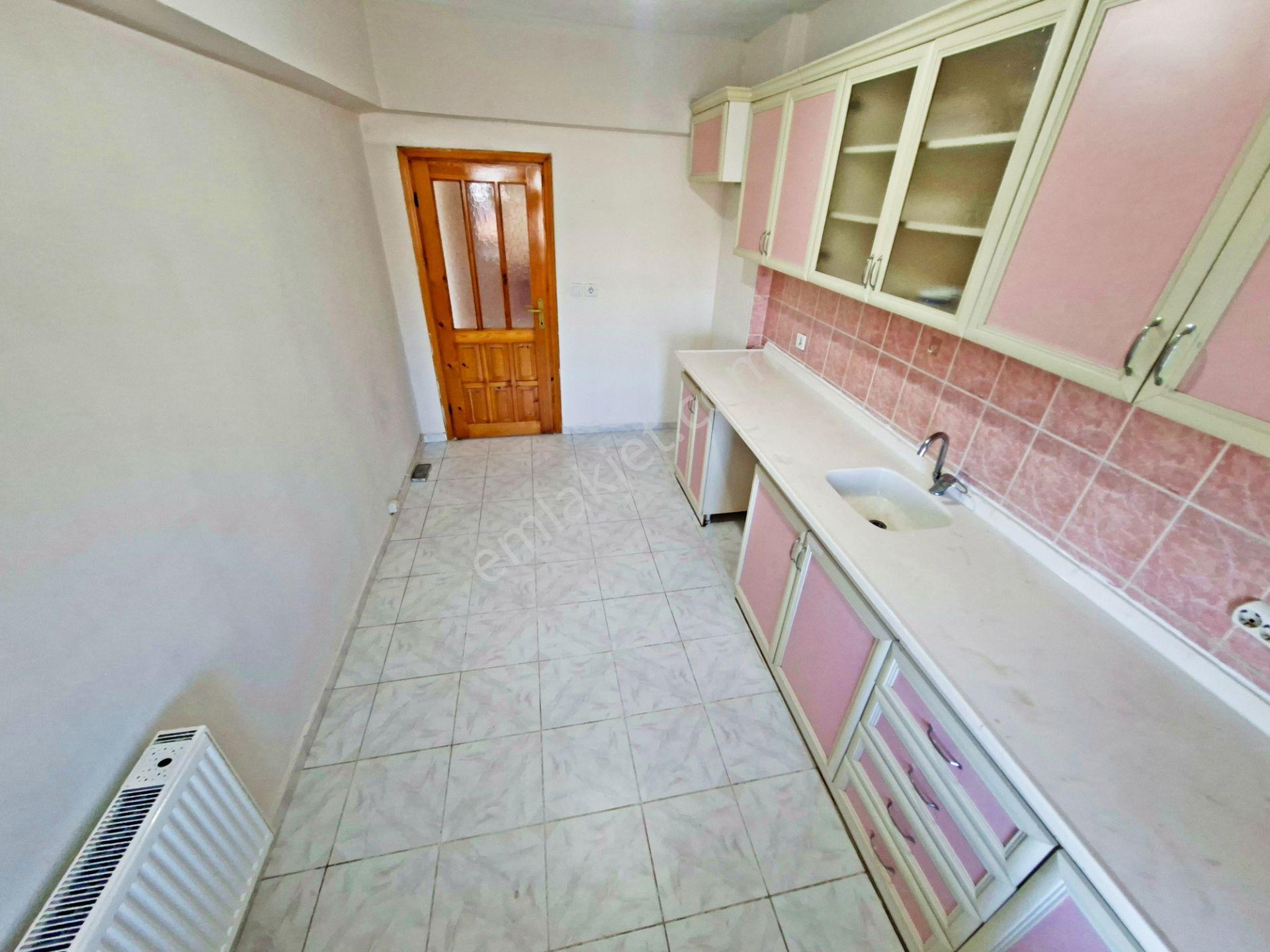 🛑🛑aktiften Altınkumda Ön Cephe Ayrı Mutak Arakat Kiralık 2+1daire - Görsel 7