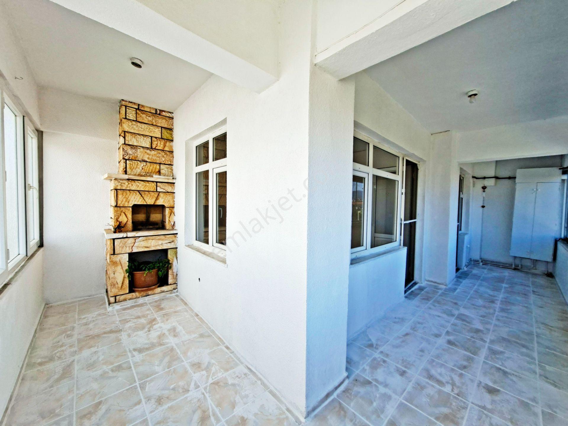 🛑🛑aktiften Altınkumda Ön Cephe Ayrı Mutak Arakat Kiralık 2+1daire - Görsel 15