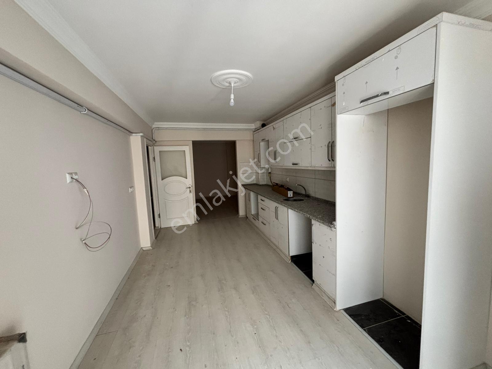 Benim Emlak'tan Pazar Pazarına Yakın 4+1 Kiralık Daire - Görsel 6