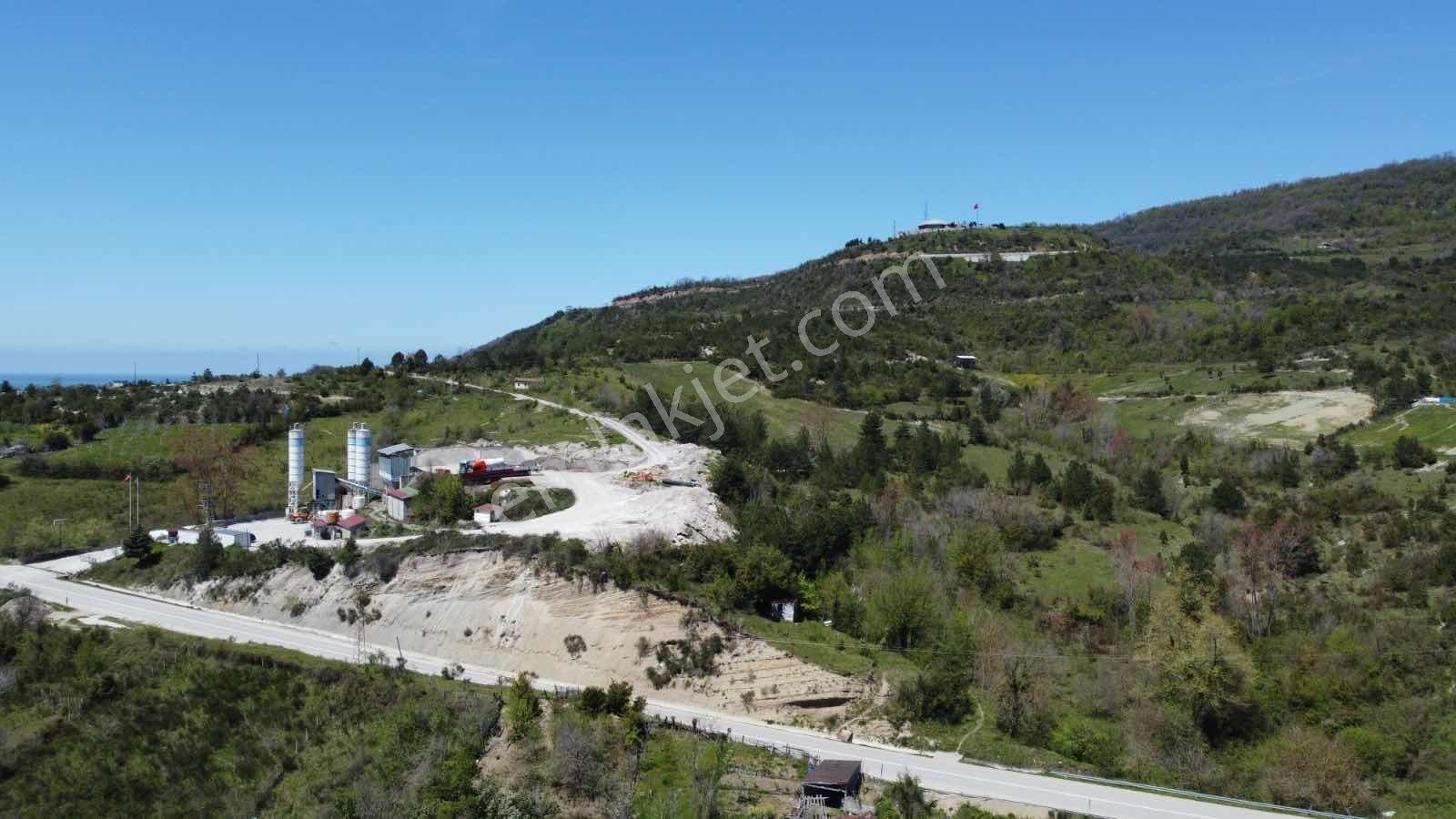 Türkan Emlaktan Kemerlide 922 M² Yatırımlık Arsa - Görsel 9