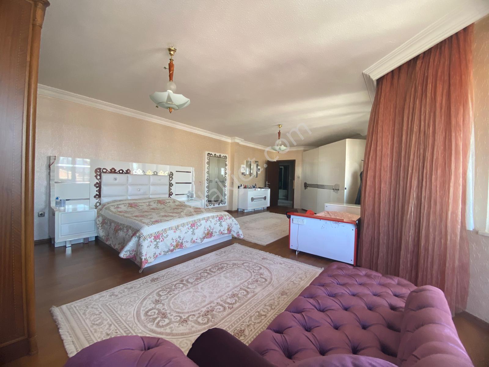 Dikmen'de Panoramik Ankara Manzaralı 8+1 Satılık Dubleks Daire - Görsel 23