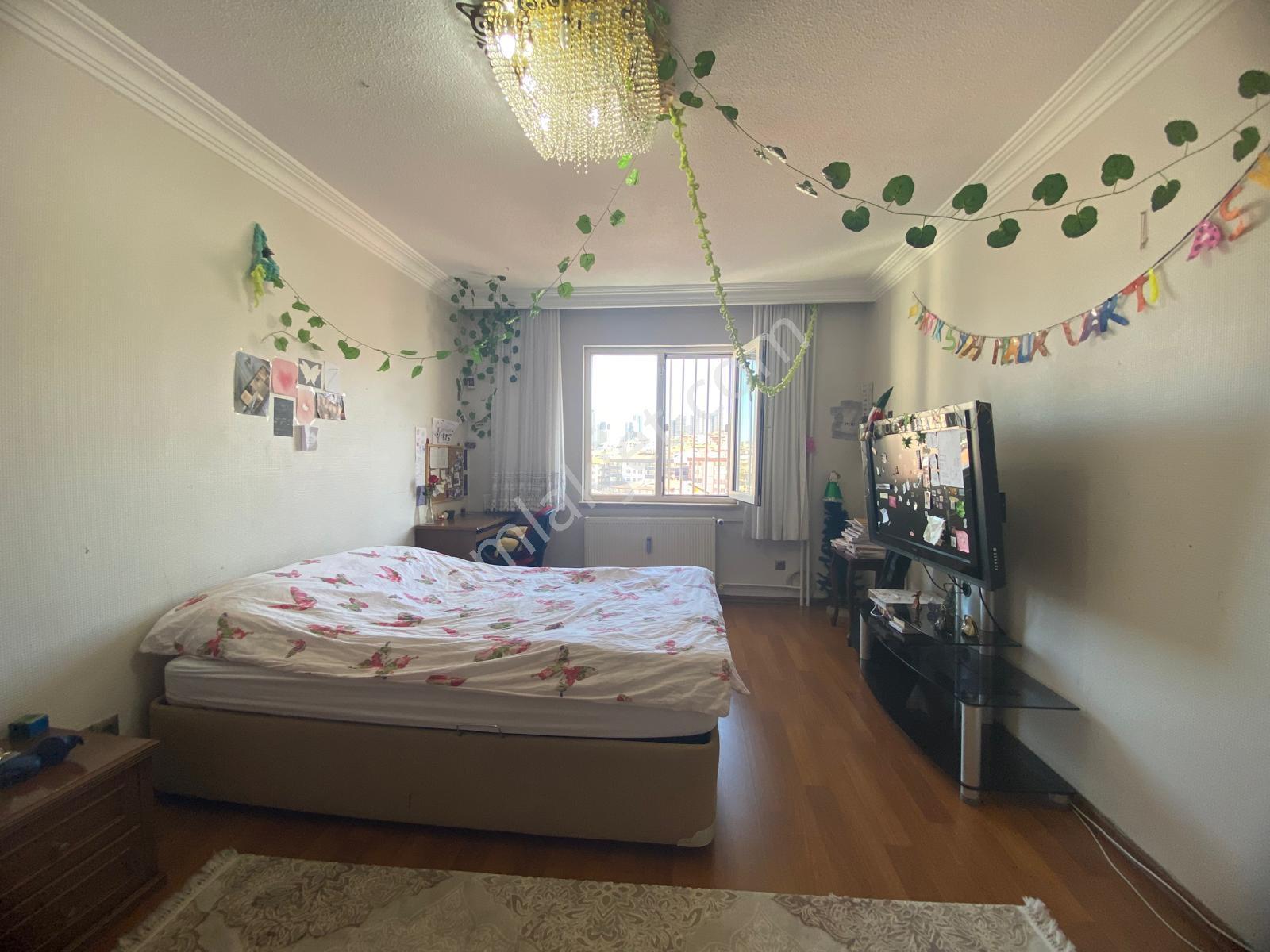 Dikmen'de Panoramik Ankara Manzaralı 8+1 Satılık Dubleks Daire - Görsel 14