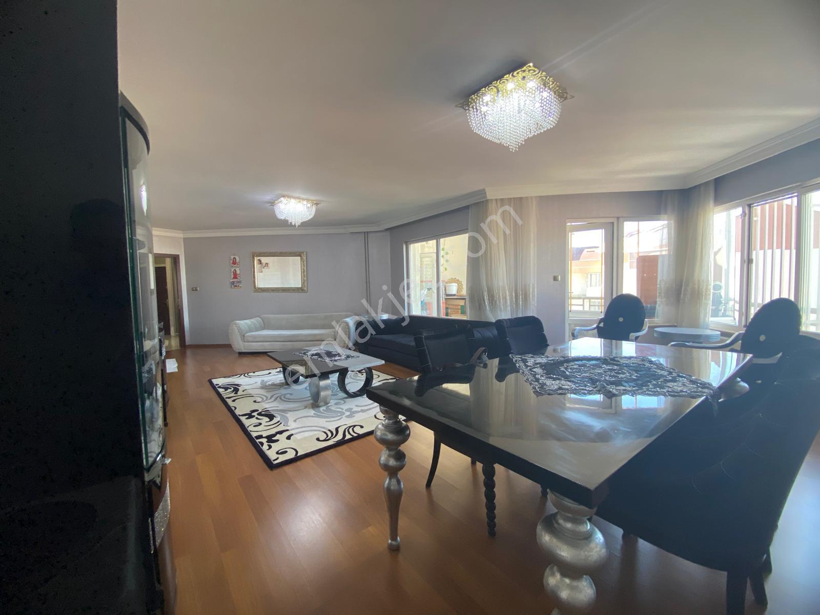 Dikmen'de Panoramik Ankara Manzaralı 8+1 Satılık Dubleks Daire - Görsel 6
