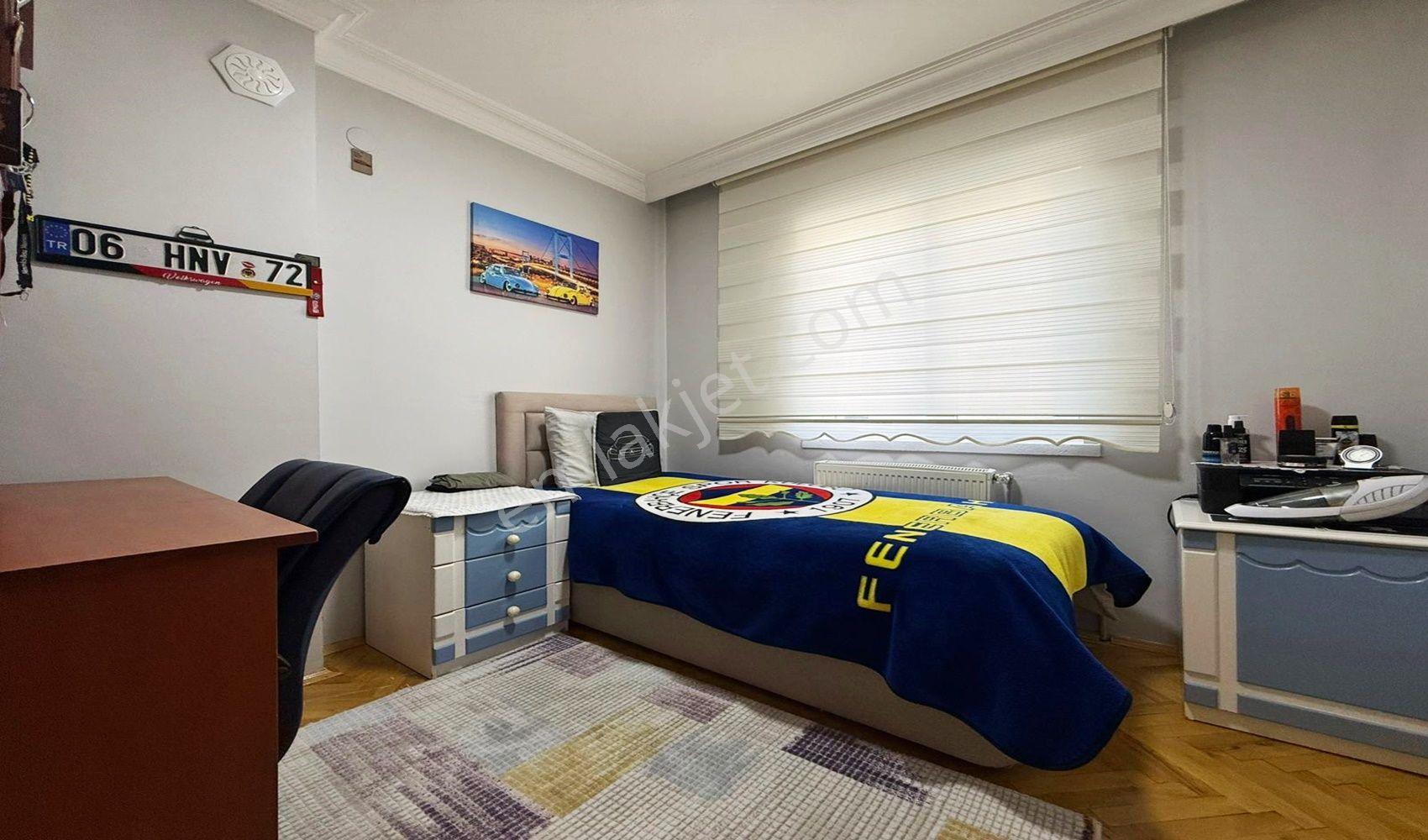 Vadi'den Ufuktepe'de Cadde Yakını-eşyalı-kredi Sorunsuz-3+1 ! - Görsel 12