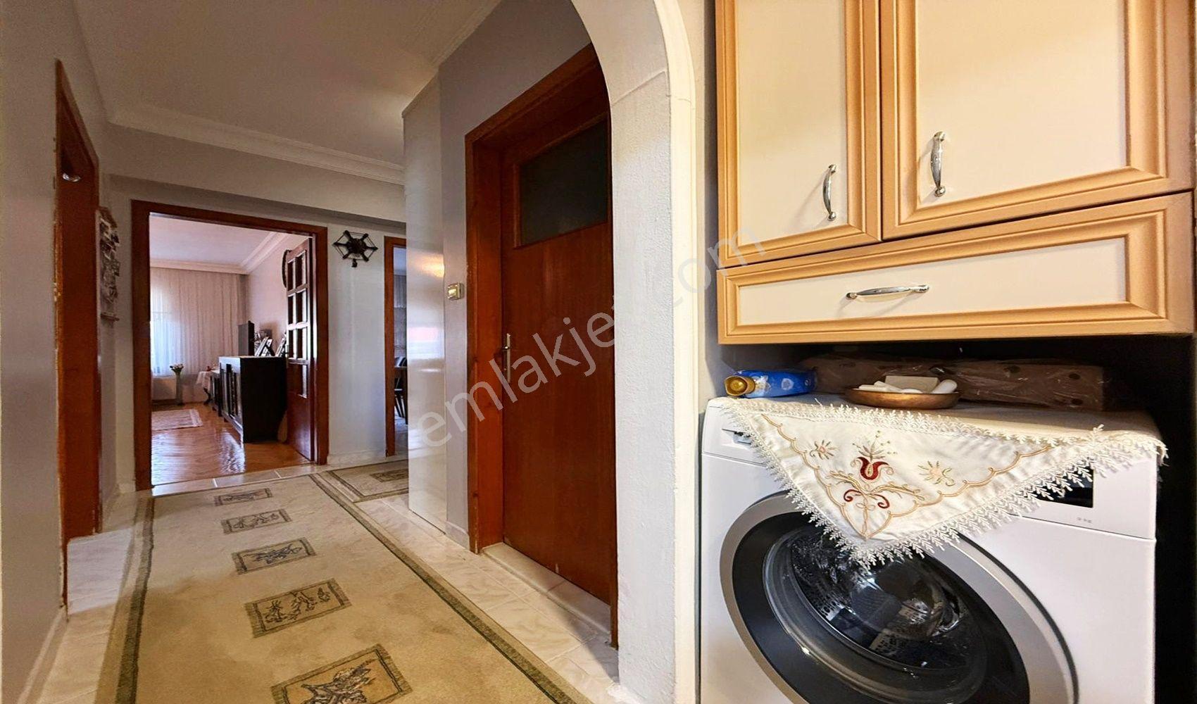 Vadi'den Ufuktepe'de Cadde Yakını-eşyalı-kredi Sorunsuz-3+1 ! - Görsel 24