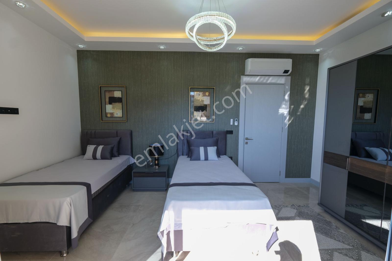 Alanya Kargıcak 4+1 550m2 Lüx Tripleks Deniz Manzara Eşsiz Villa - Görsel 15