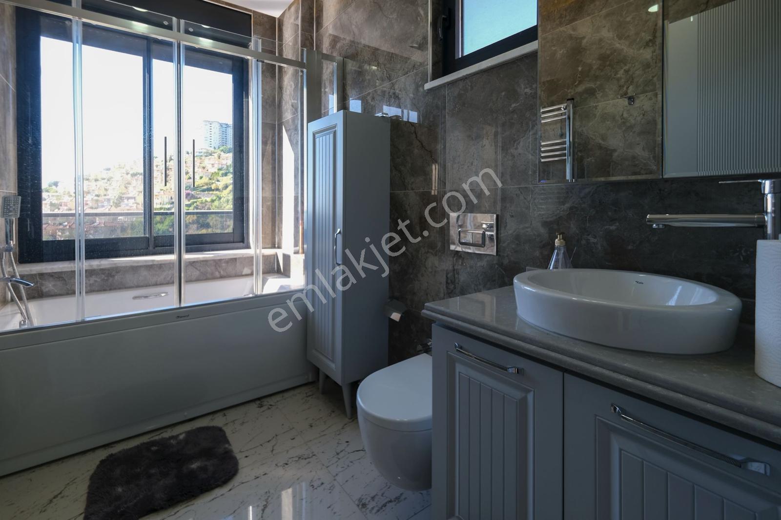 Alanya Kargıcak 4+1 550m2 Lüx Tripleks Deniz Manzara Eşsiz Villa - Görsel 12