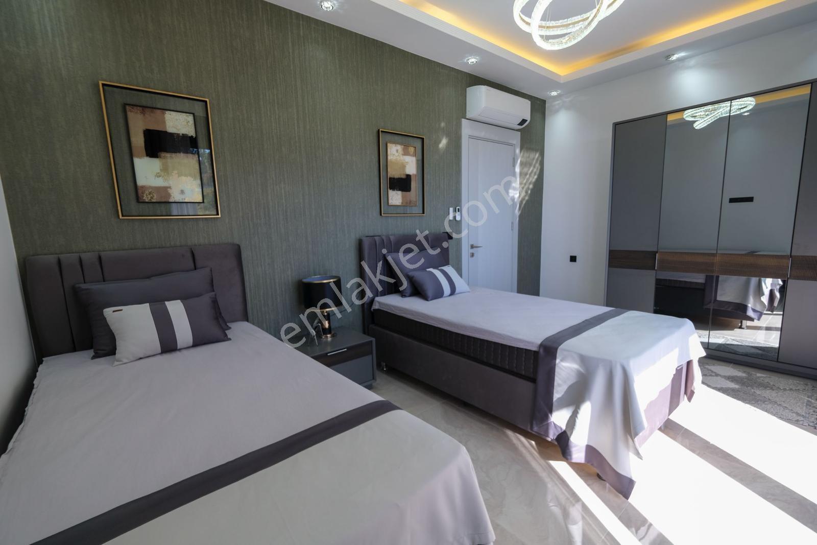 Alanya Kargıcak 4+1 550m2 Lüx Tripleks Deniz Manzara Eşsiz Villa - Görsel 14