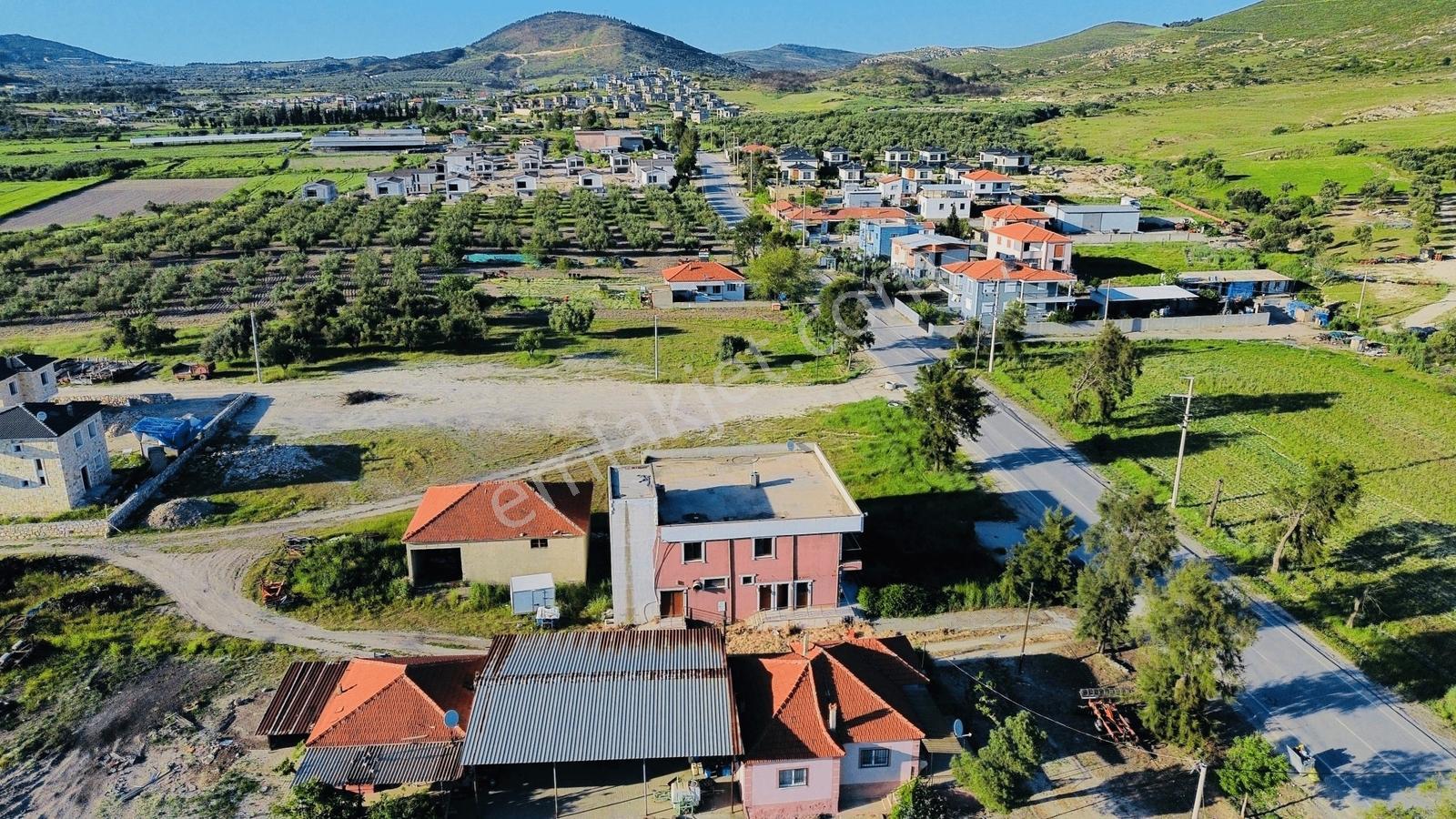 Foça Gerenköy'de Satılık İş Yeri Ve Konut - Görsel 24