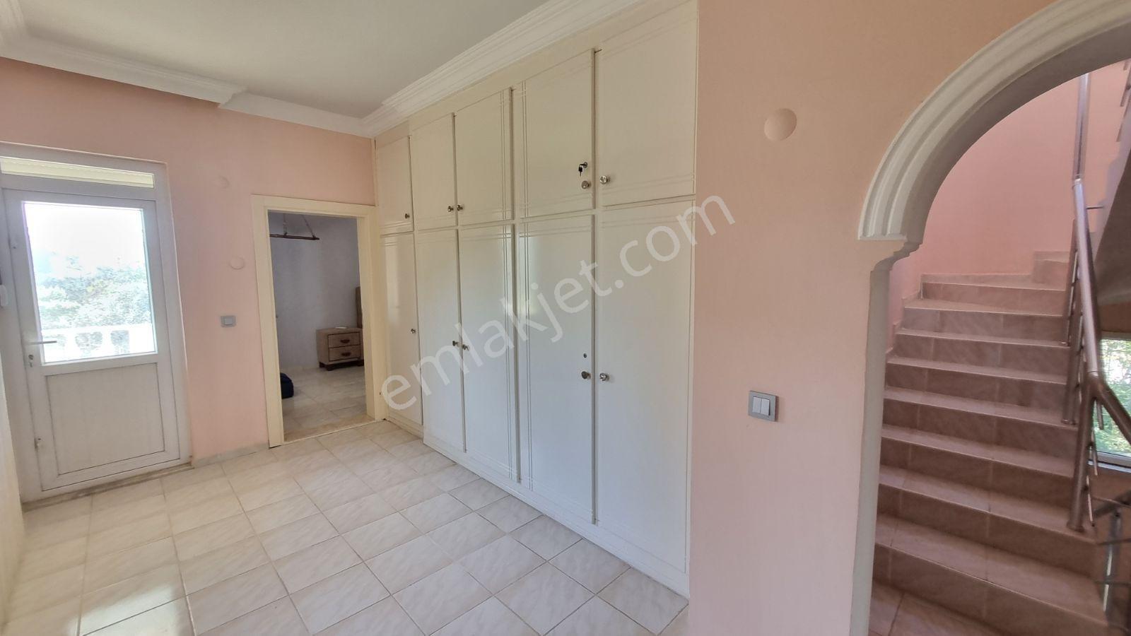 Boğazkent'te Eşyalı Satılık Müstakil Villa - Görsel 3