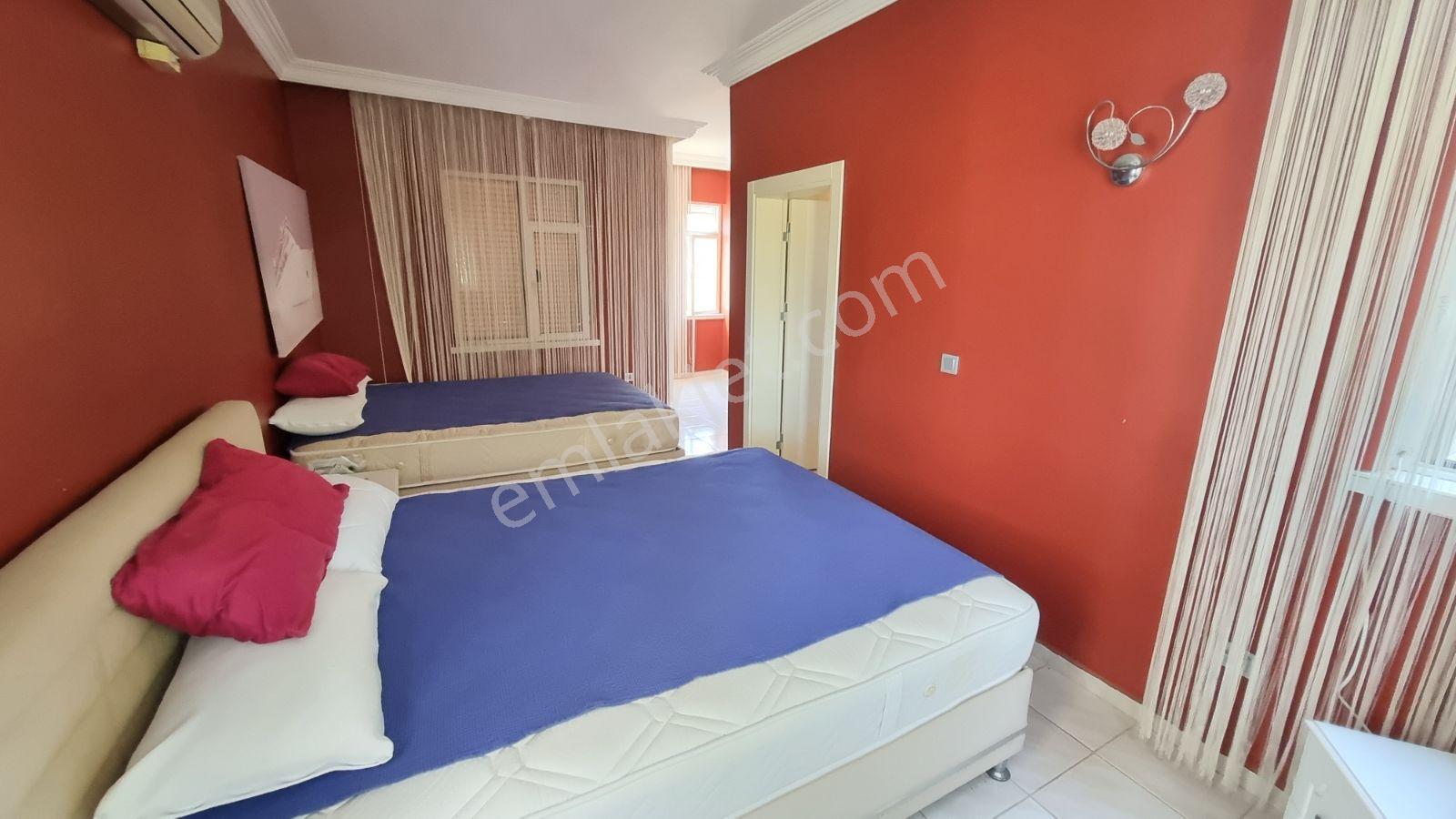 Boğazkent'te Eşyalı Satılık Müstakil Villa - Görsel 14