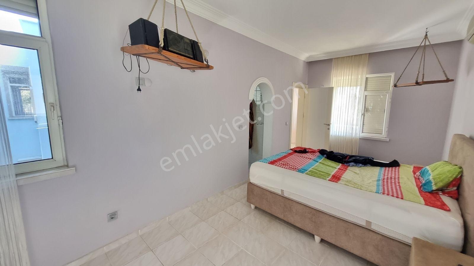 Boğazkent'te Eşyalı Satılık Müstakil Villa - Görsel 9