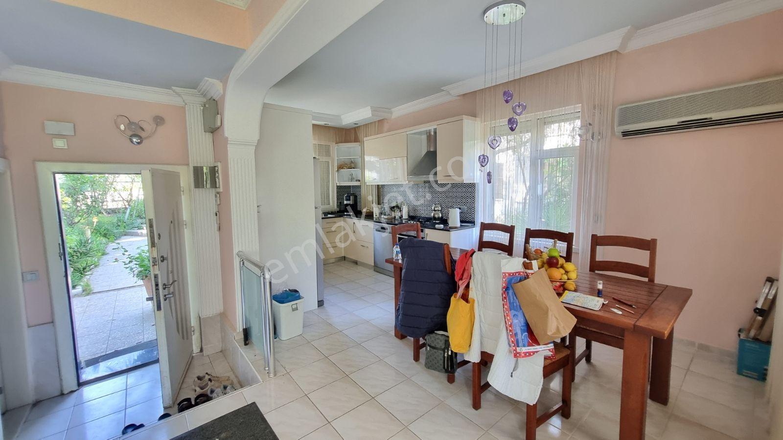 Boğazkent'te Eşyalı Satılık Müstakil Villa - Görsel 30