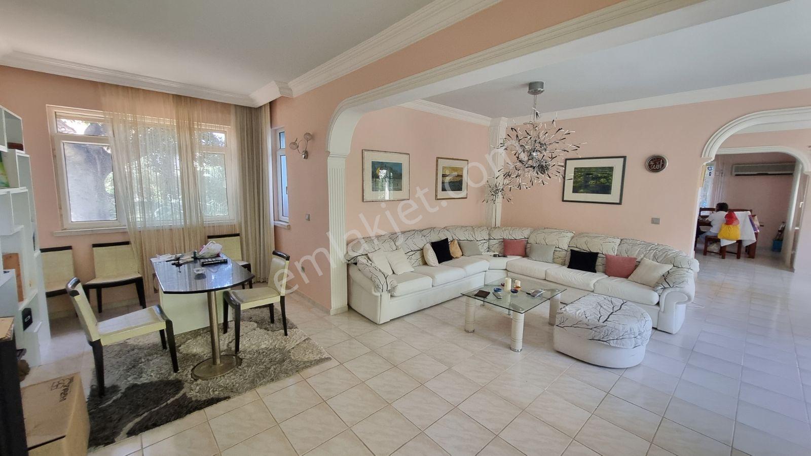 Boğazkent'te Eşyalı Satılık Müstakil Villa - Görsel 28