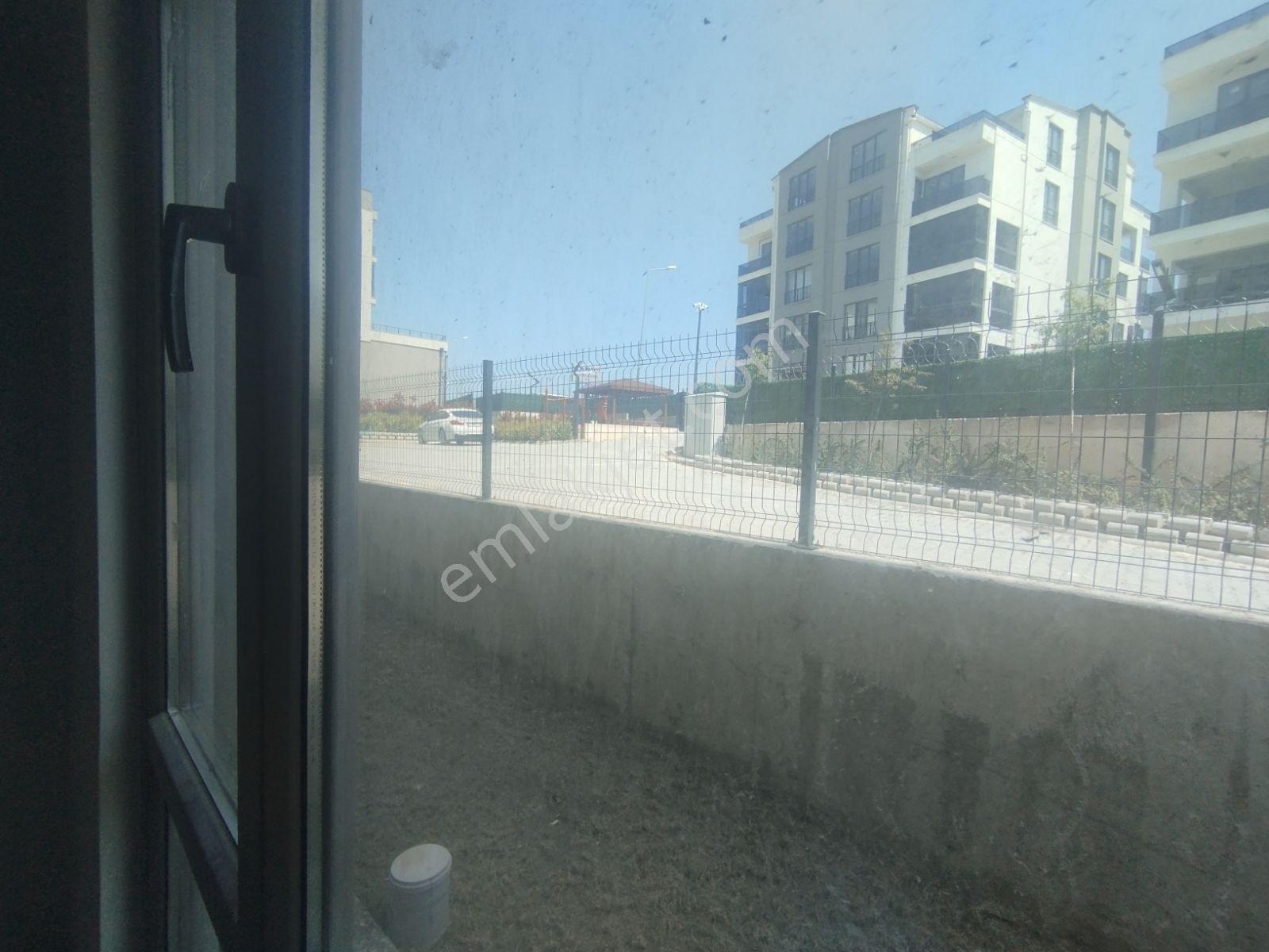 Akçalar Havuzlu Lüks 1+1 Yatırımlık Bahçe Katı Oturuma Hazır - Görsel 12
