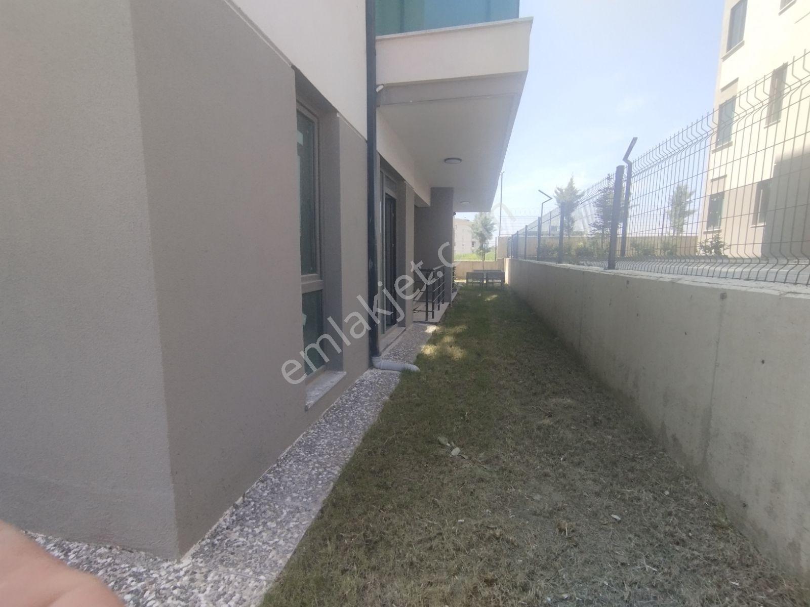 Akçalar Havuzlu Lüks 1+1 Yatırımlık Bahçe Katı Oturuma Hazır - Görsel 3