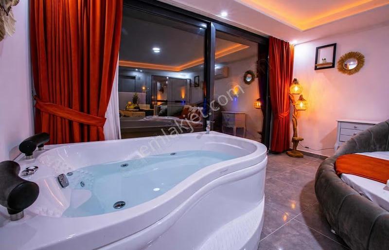 Patarada Korunaklı , Jakuzili , Özel Havuzlu 2+1 Kiralık Villa - Görsel 6