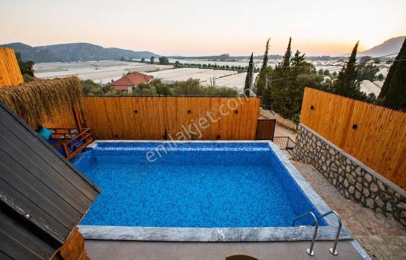 Patarada Korunaklı , Jakuzili , Özel Havuzlu 2+1 Kiralık Villa - Görsel 3