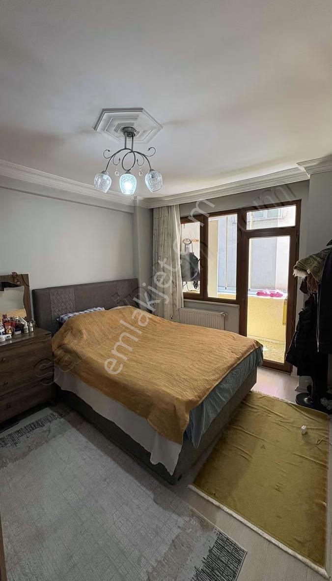 Bayrampaşa'da Satılık 2+1 Daire - Merkezi Konum - Görsel 19