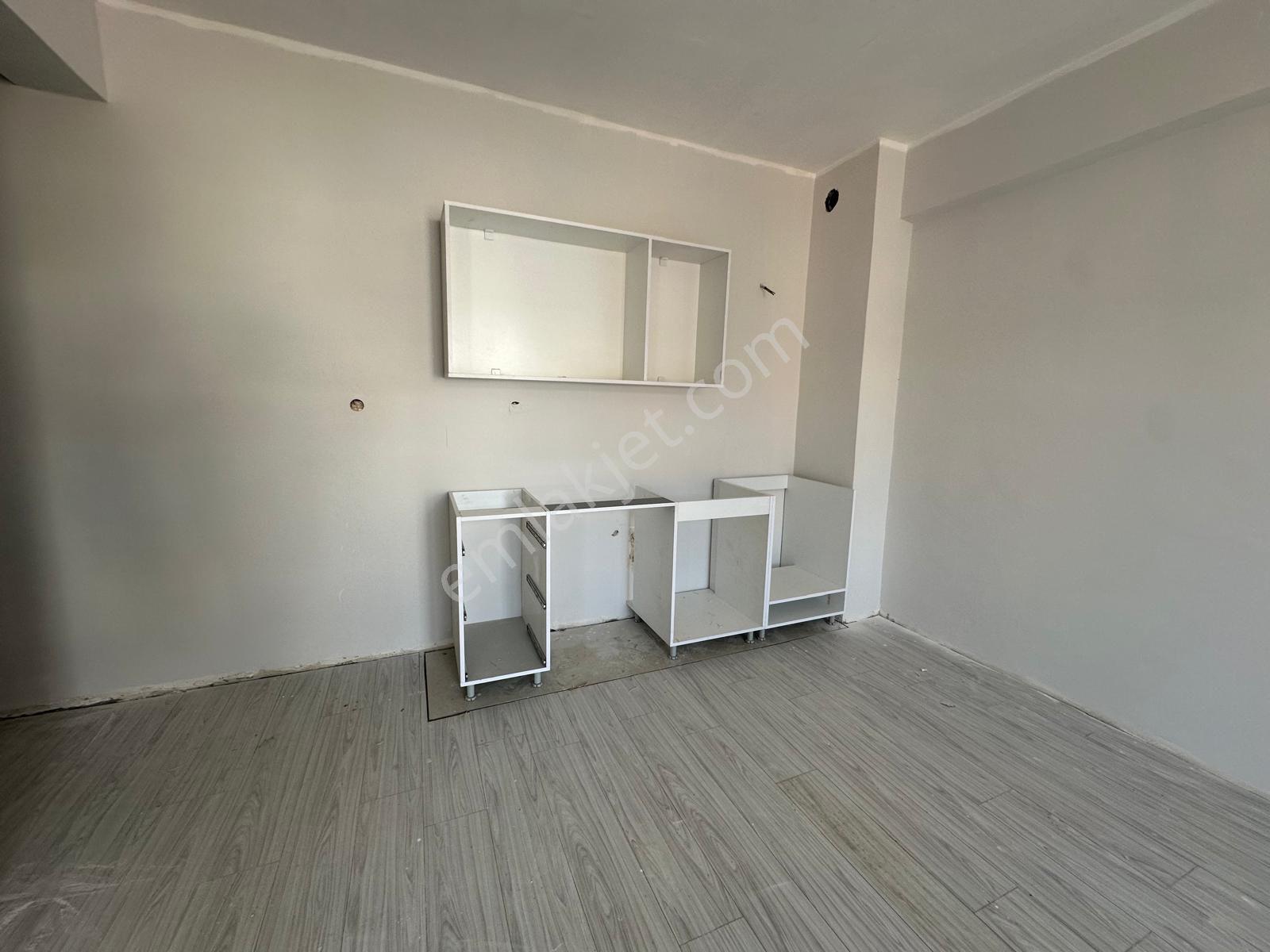 Evim-nur'dan Körfez Mah 1+1 55m2 Geniş Balkonlu Otoparklı Mükemmel Konumda 1.kat Daire - Görsel 6