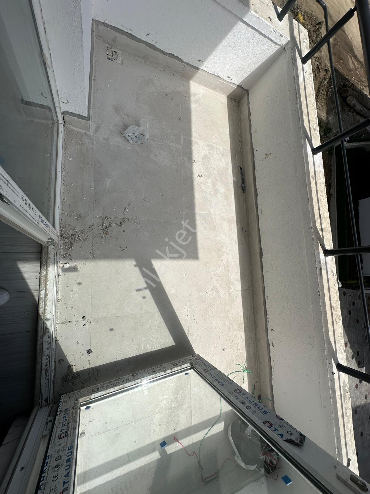 Evim-nur'dan Körfez Mah 1+1 55m2 Geniş Balkonlu Otoparklı Mükemmel Konumda 1.kat Daire - Görsel 15