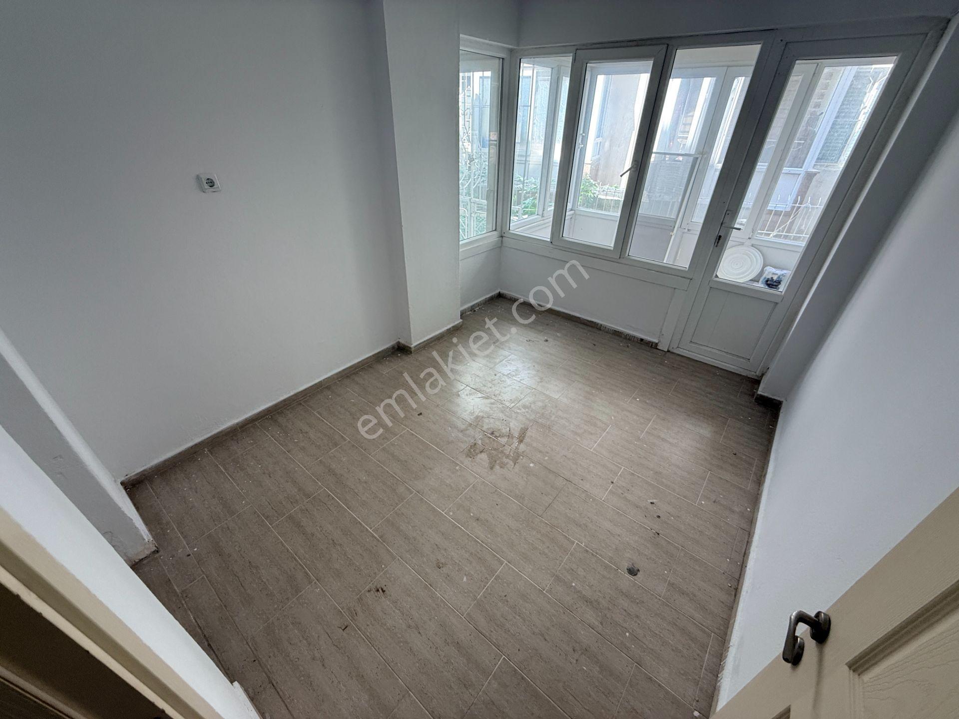 ▄tek Yetkili▄jet'ten Sarıkız'da Bahçe Kullanımlı Denize 50m 2+1 - Görsel 26