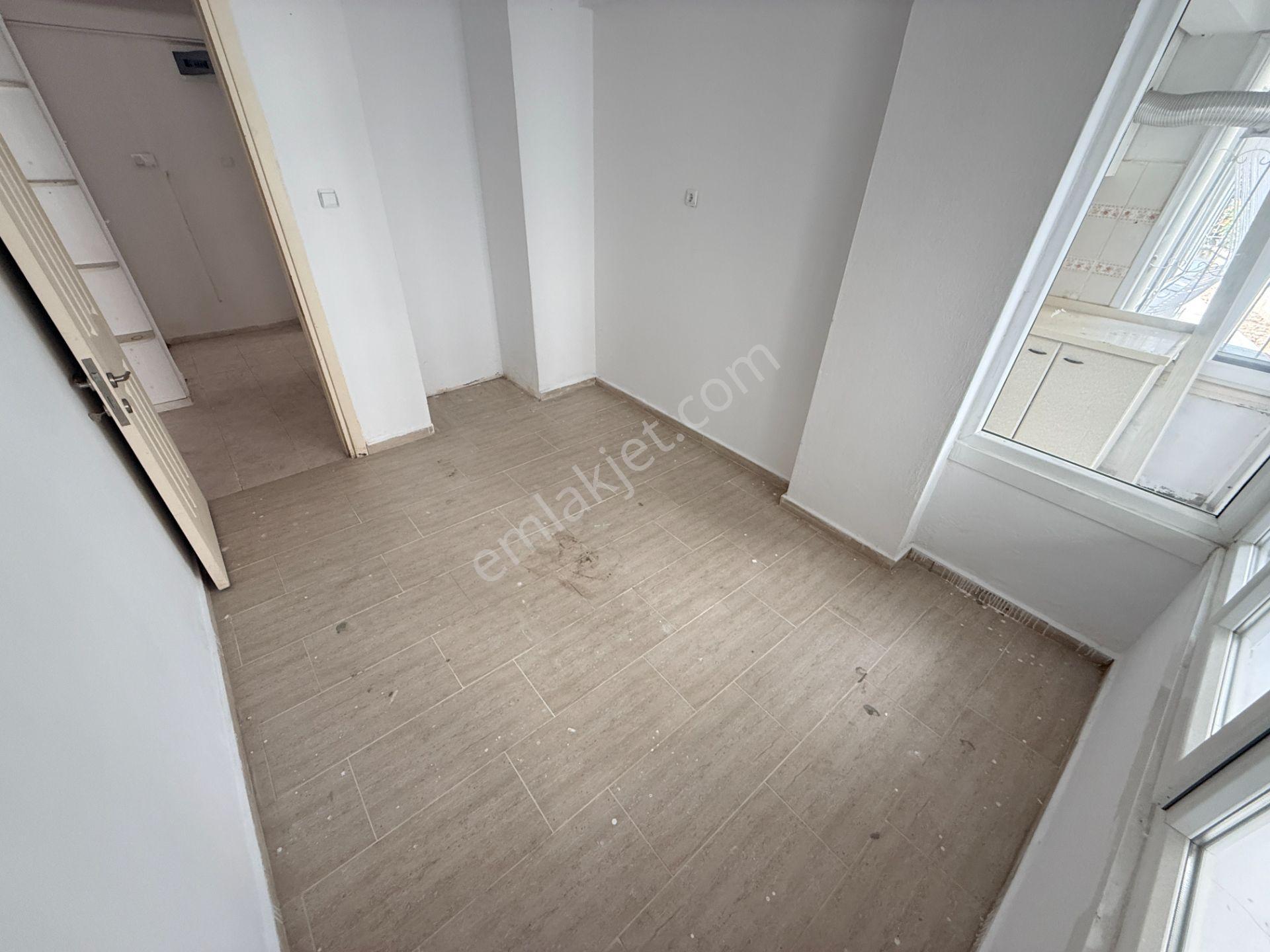 ▄tek Yetkili▄jet'ten Sarıkız'da Bahçe Kullanımlı Denize 50m 2+1 - Görsel 29