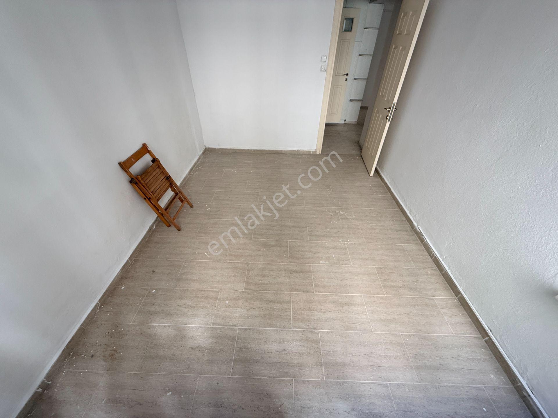 ▄tek Yetkili▄jet'ten Sarıkız'da Bahçe Kullanımlı Denize 50m 2+1 - Görsel 24