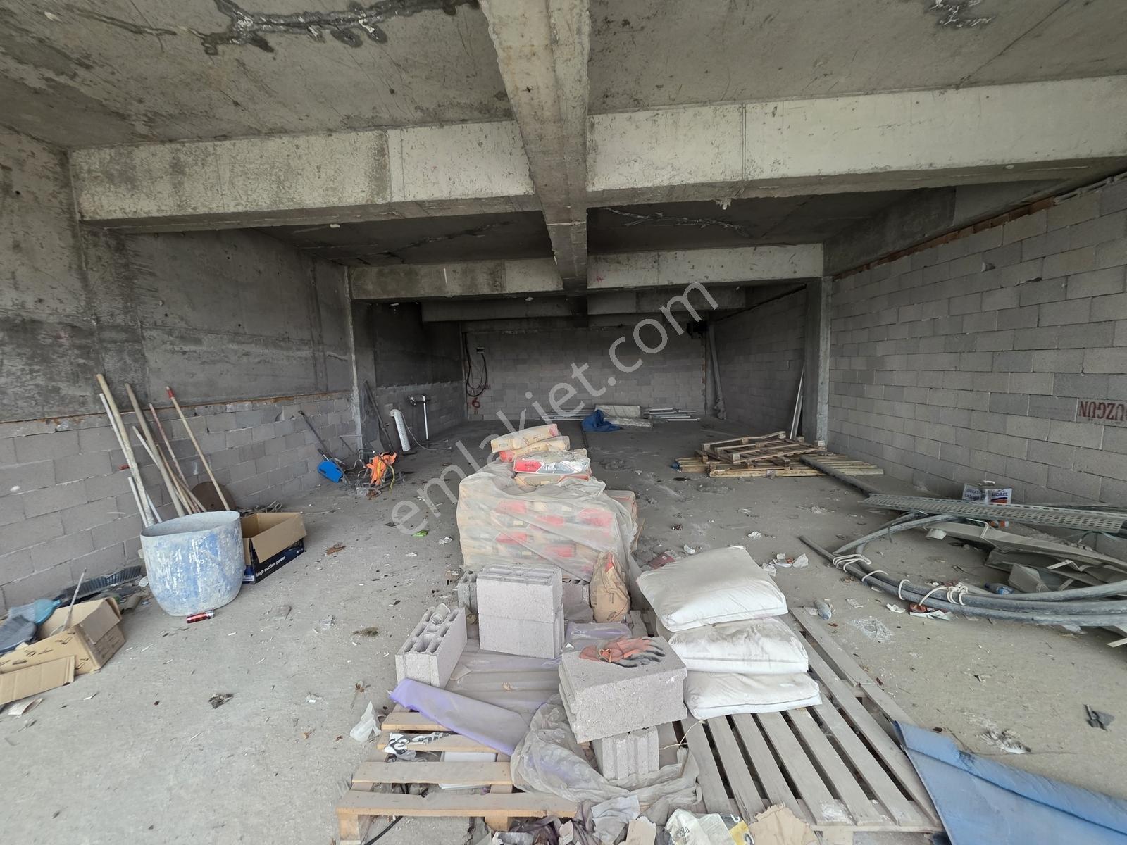 Natoyolunda Sultan Fatih Cad. Üzerinde 42m² Kiralık Dükkan - Görsel 11