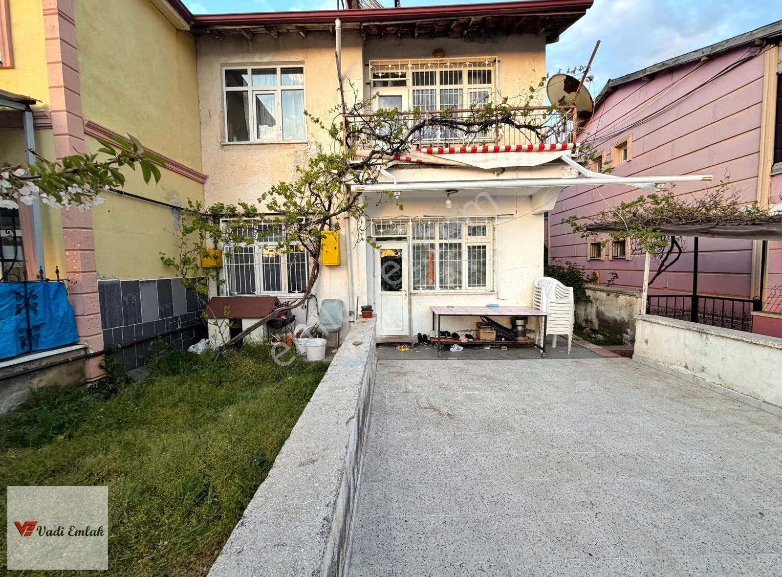 Bedestenlioğlu Satılık Müstakil Ev & Ruhsatlı Dükkan