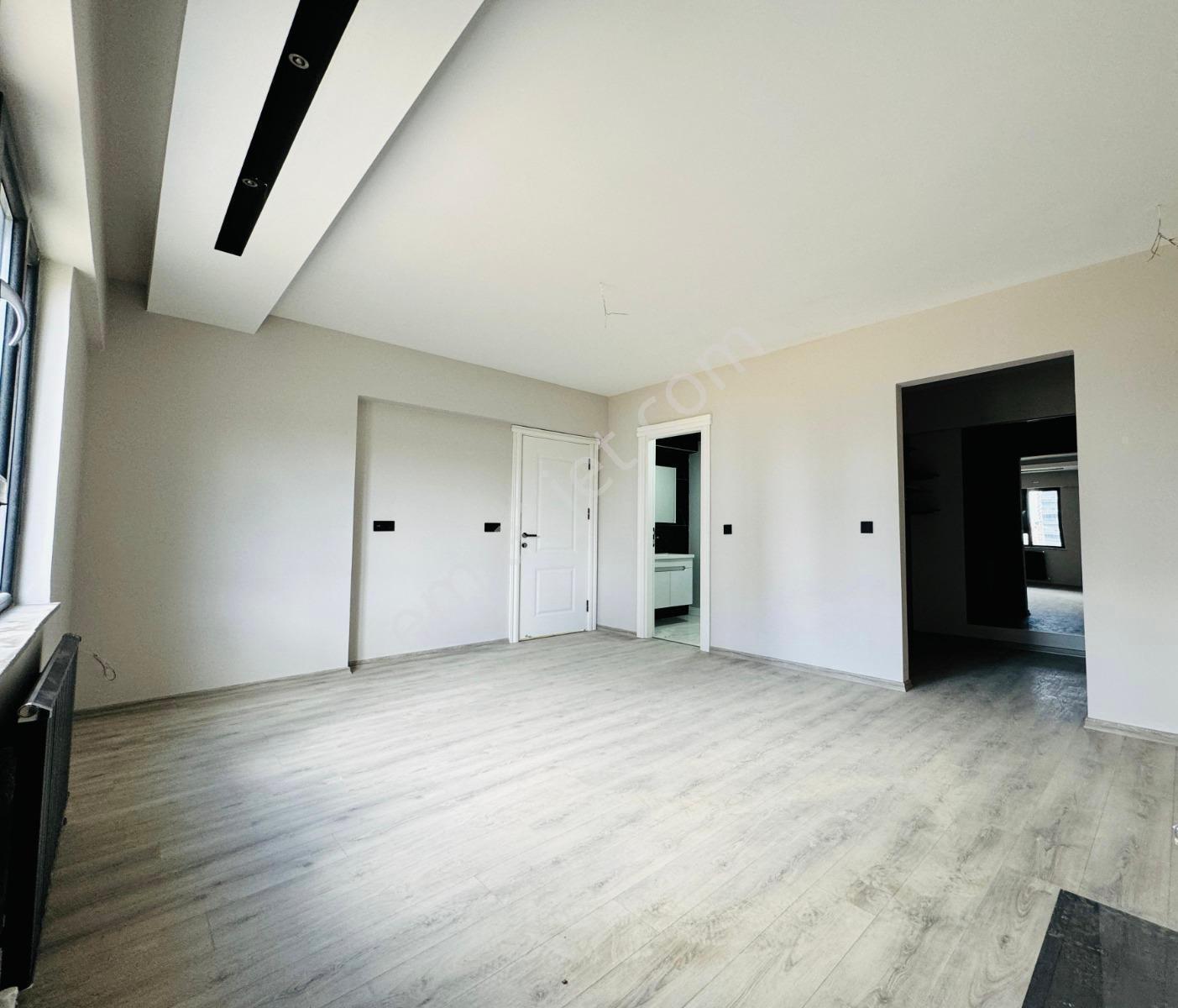 Premıum Yaşamda Fiyat Avantajlı Satılık 3+1 - Görsel 29
