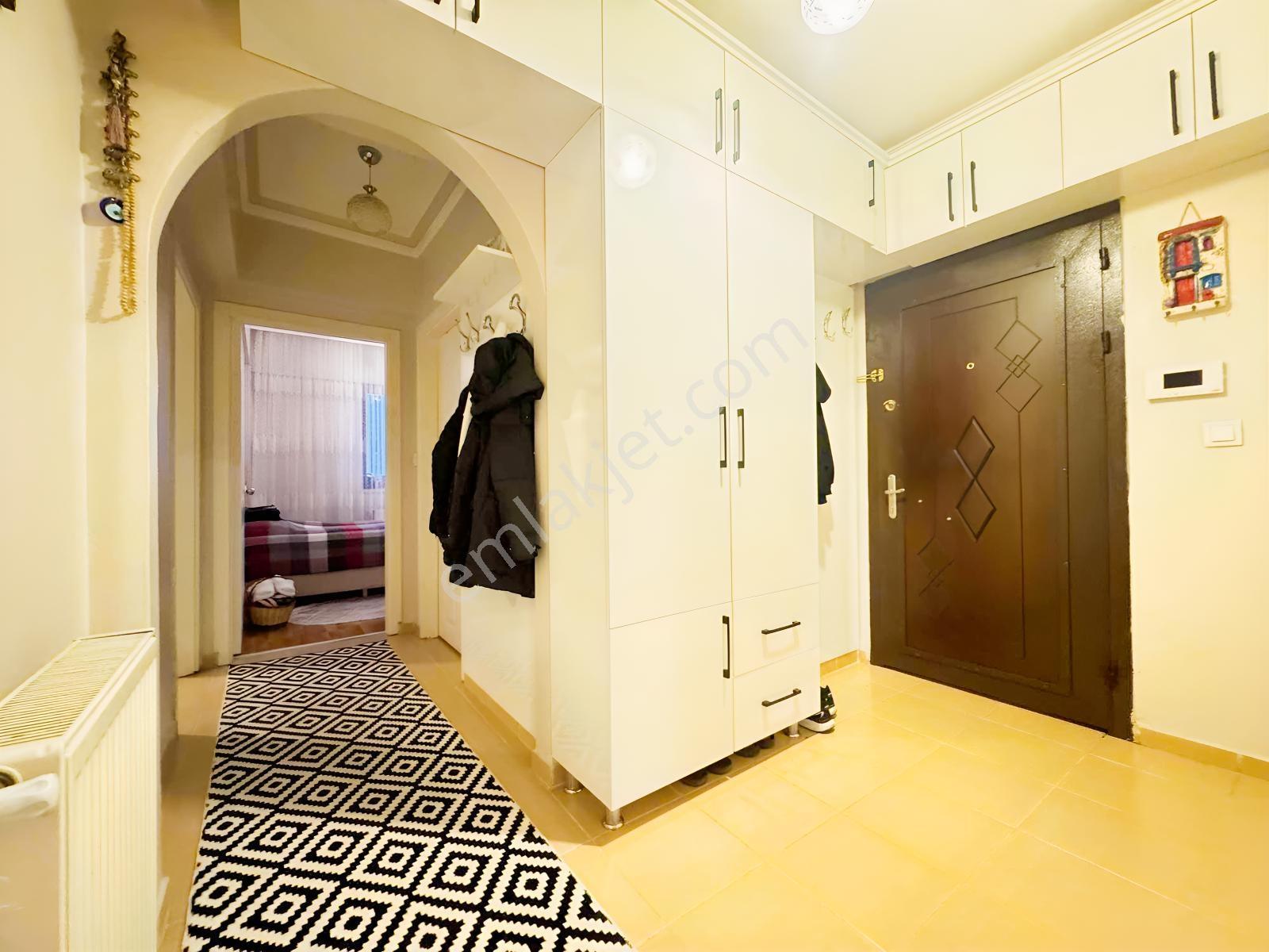 Keşif'ten/nato Yolu Üzerinde/ara Katta/yapılı/kiralık/3+1 - Görsel 37