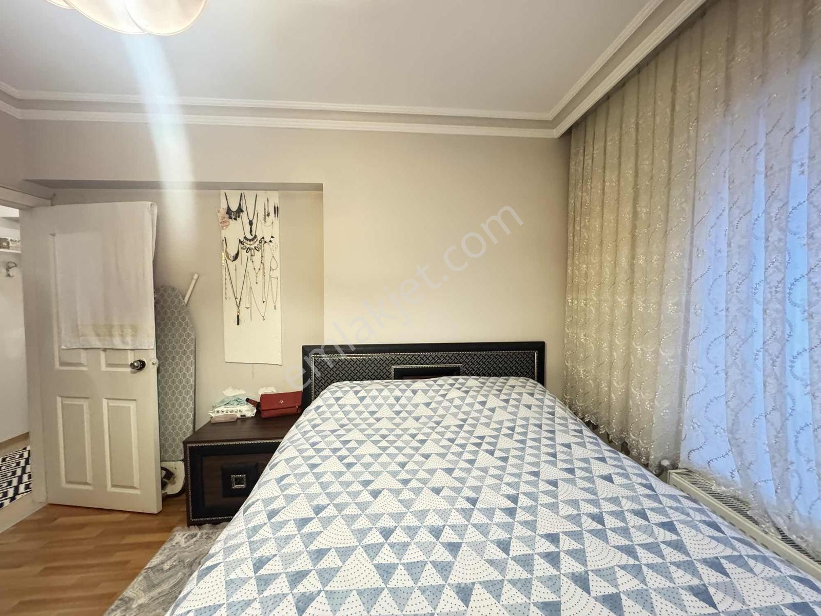 Keşif'ten/nato Yolu Üzerinde/ara Katta/yapılı/kiralık/3+1 - Görsel 24