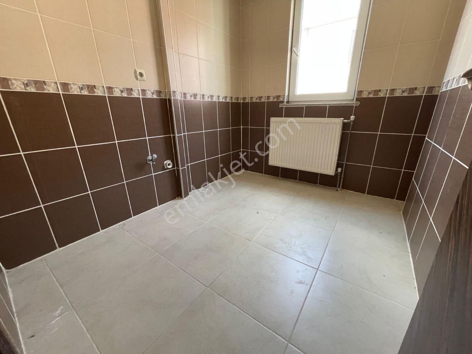 Tuğra'dan Site İçinde 3+1 Geniş Kullanışlı Daire - Görsel 19