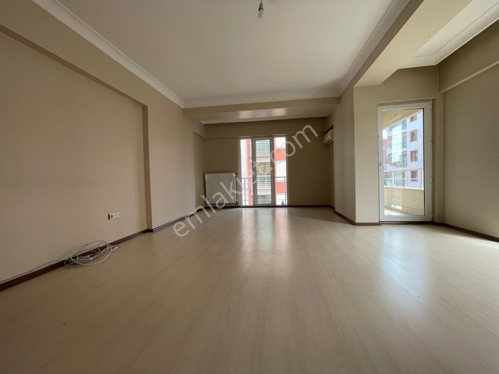 Tuğra'dan Site İçinde 3+1 Geniş Kullanışlı Daire - Görsel 13
