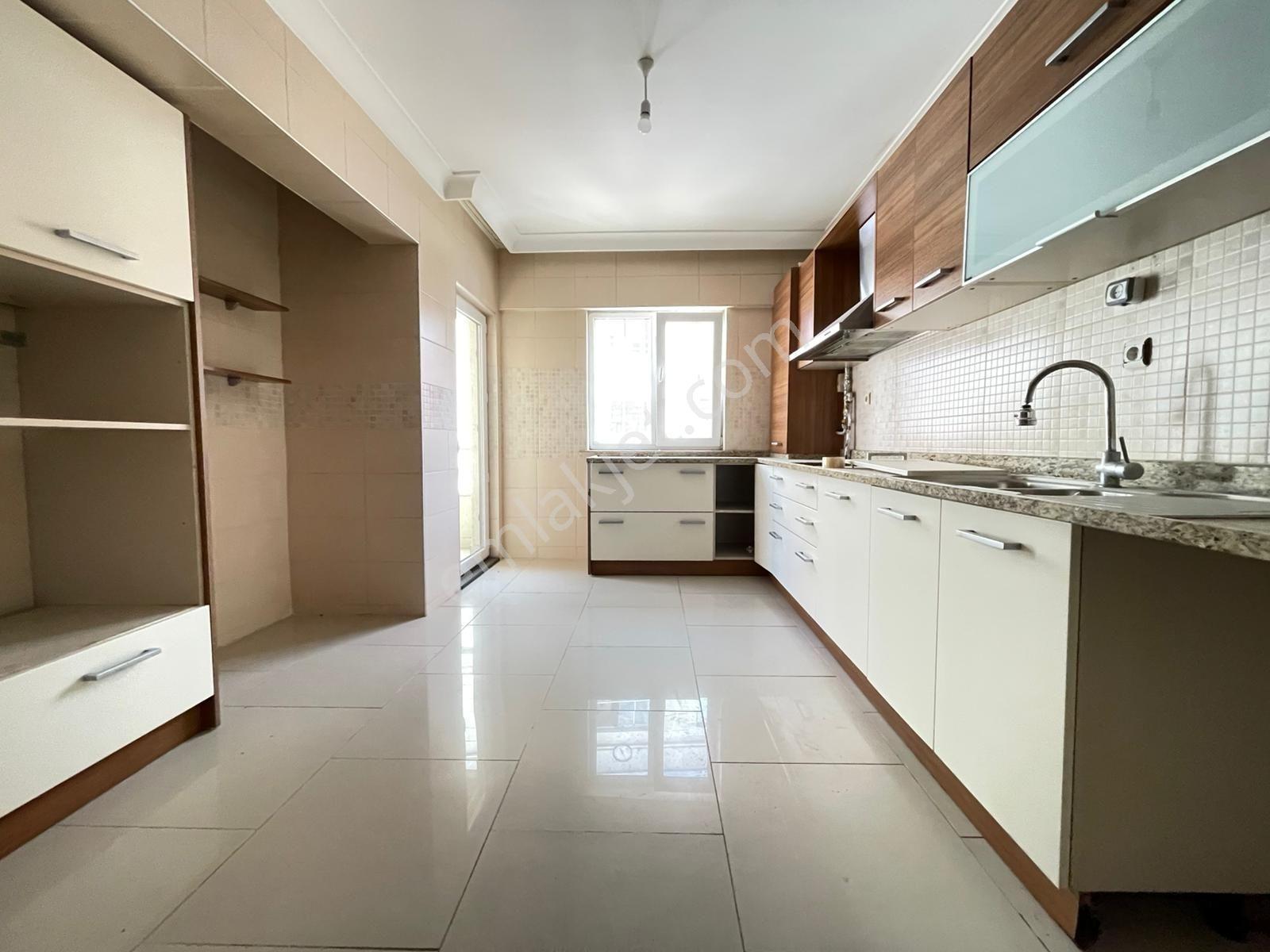 Tuğra'dan Site İçinde 3+1 Geniş Kullanışlı Daire - Görsel 10