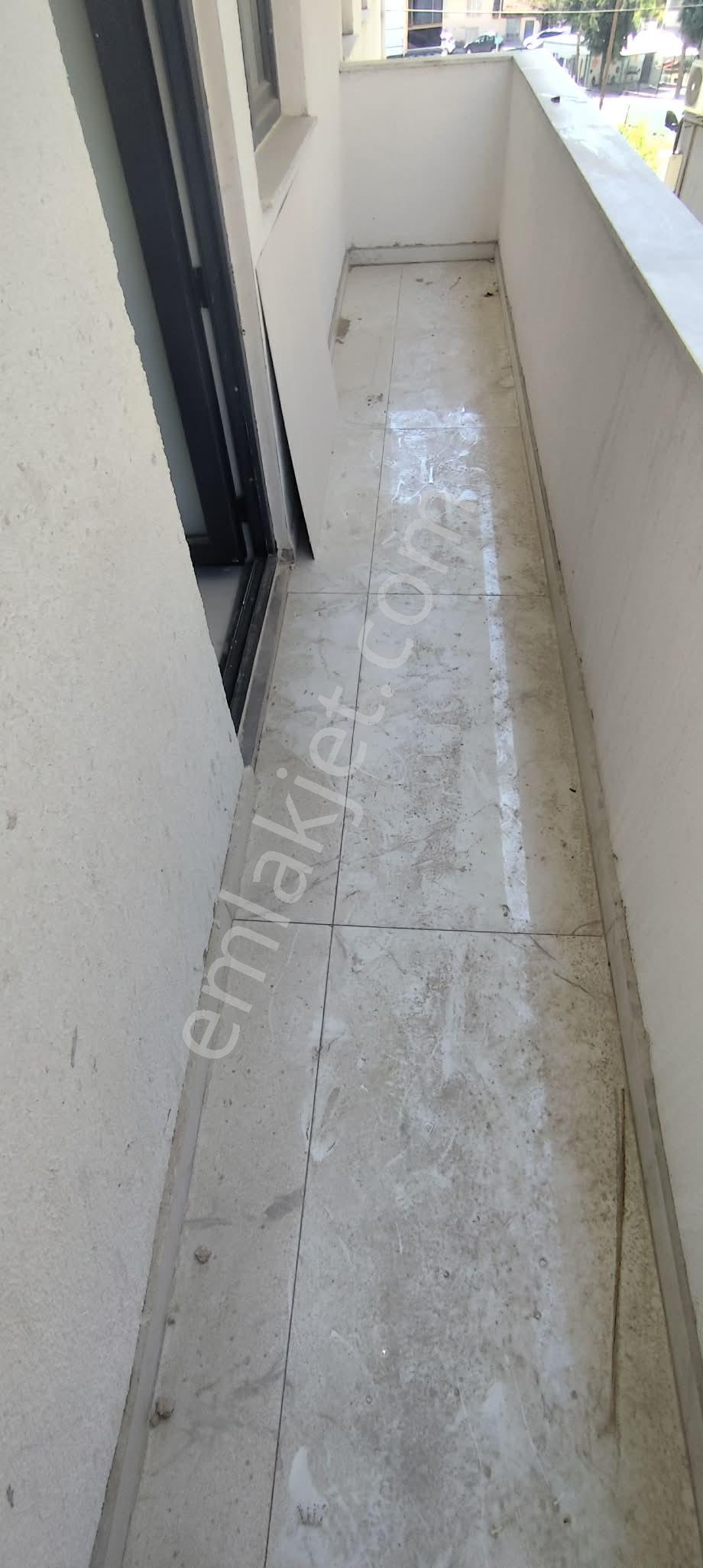 İlbadı Mahallesinde 2+1/95 M2 Tv Üniteli Çift Balkonlu Yerden Isıtmalı Harika Daire 3.150.000 Tl ! - Görsel 12