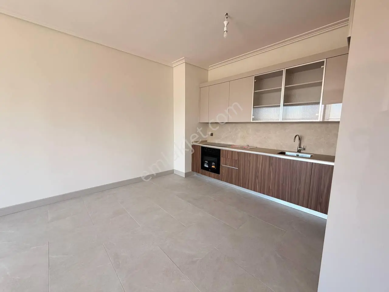 Finans Merkezinin Kalbinde Boulevard Etabı Yatırımın Fırsatı2+1 - Görsel 3
