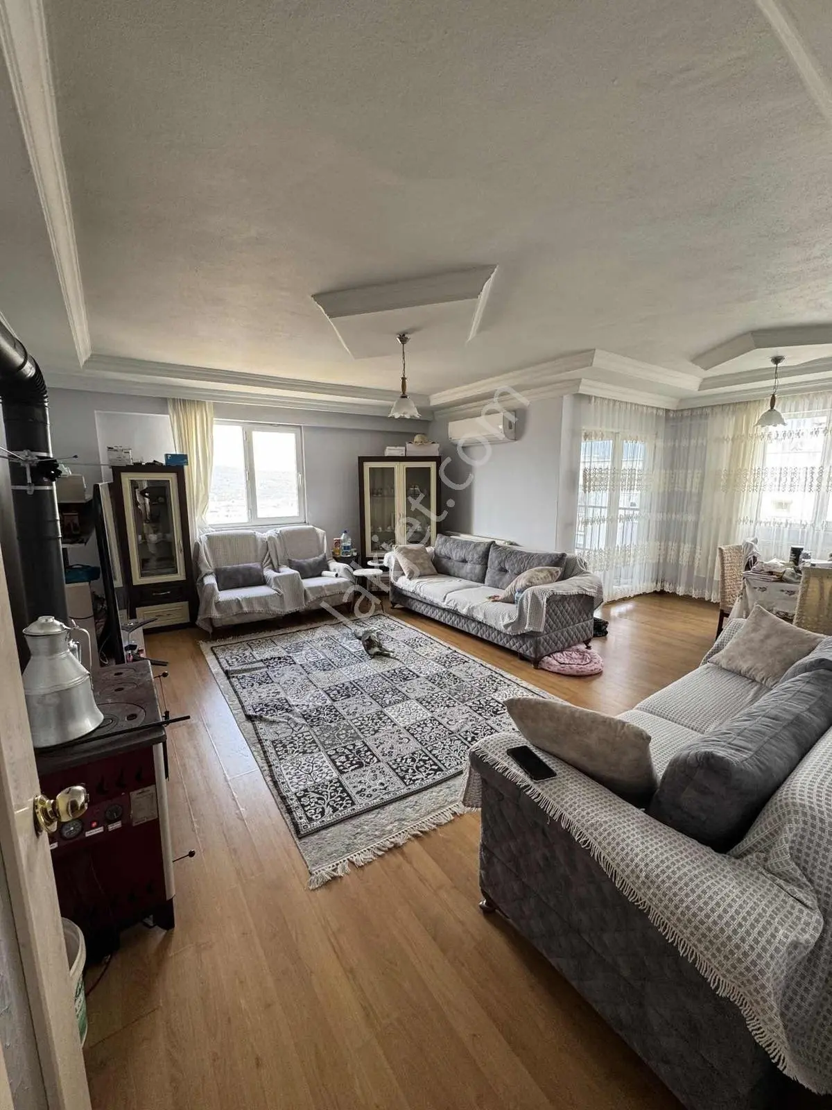 Yerkesik 3+1 Manzaralı Satılık Geniş Ferah Daire