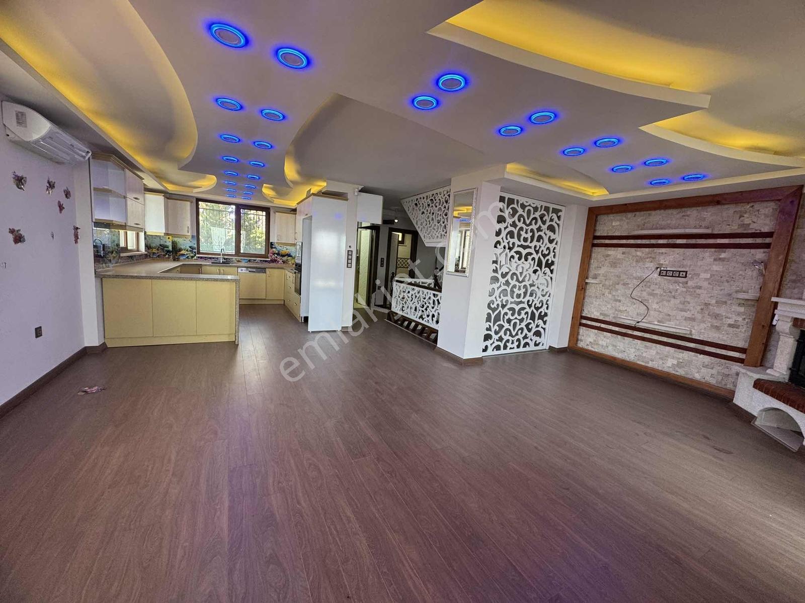 Tuğra'dan Deniz Manzaralı Ultra Lüks 4 Katlı Villa - Görsel 30